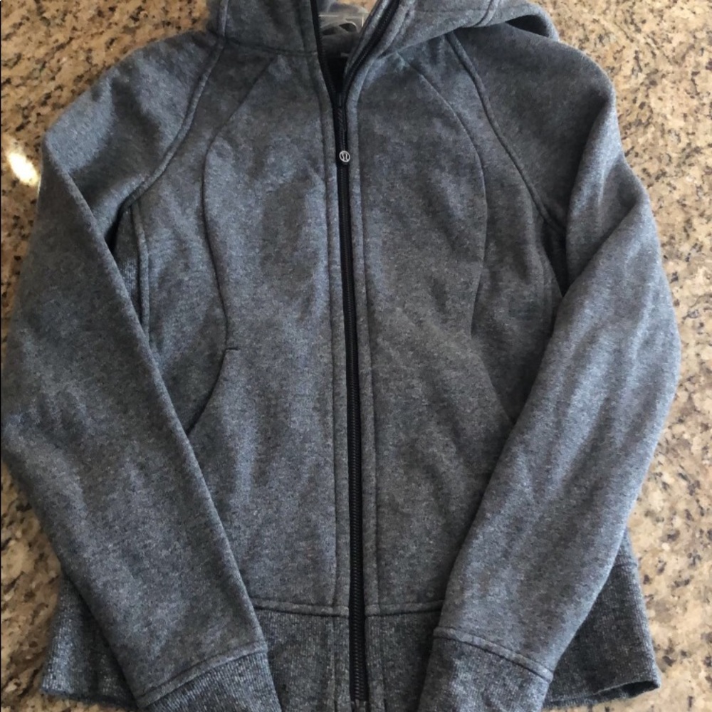 Lululemon Scuba Hoodie Size 4